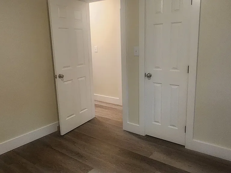 410 Washington St — Photo 5