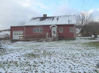40 Blair Rd, North Troy, VT 05859