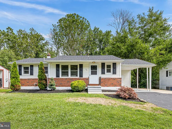 42 Millwright Dr, Newark, DE 19711