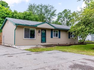 210 Marion St, Pinckney, MI