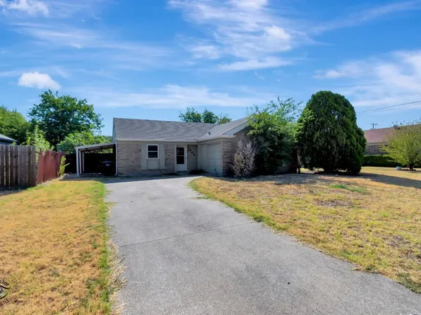 7404 Farm Field Ct, Fort Worth, TX 76137