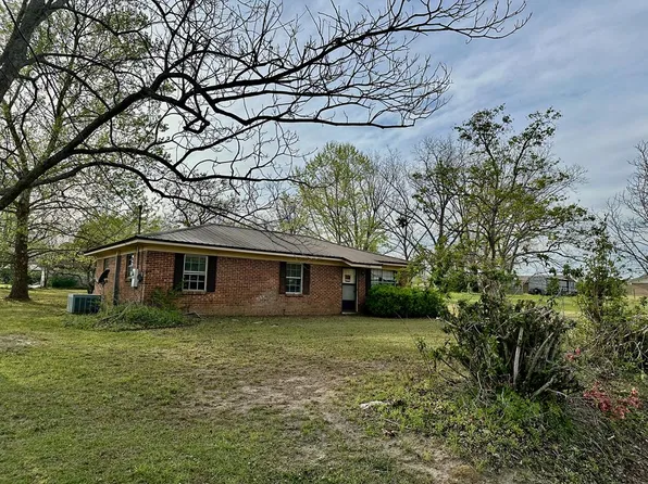 170 Snell Dr, Slocomb, AL 36375