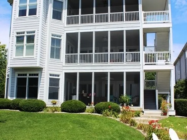 2400 E Winona Ave Unit H, Winona Lake, IN 46590