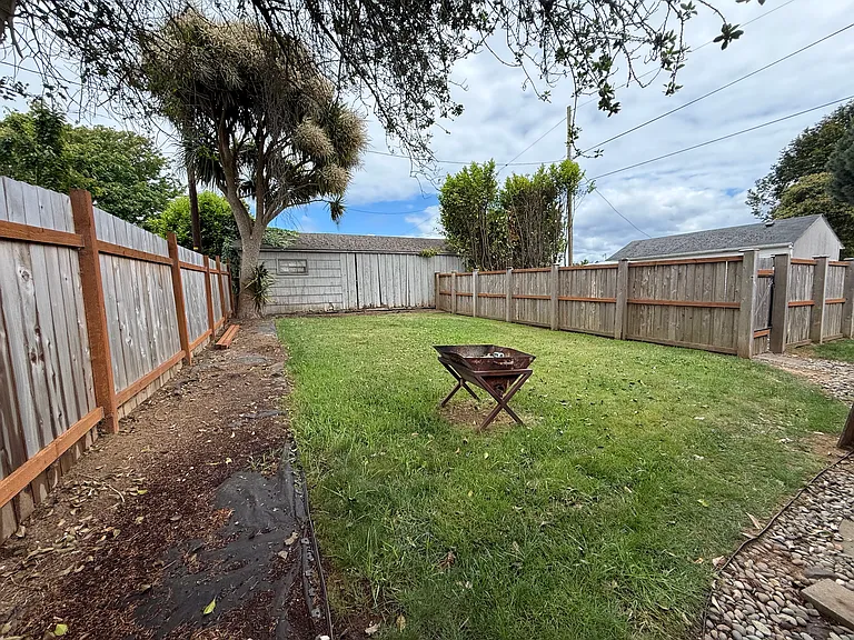 2833 Sherman Ave — Photo 19