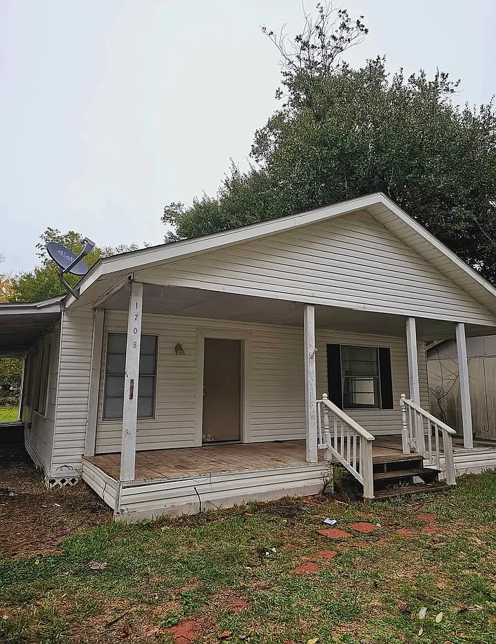 3 bed, 1000 sqft, $950 — Photo 2