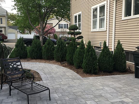 5th image of 16 Waldwick Ave