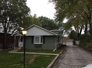 4938 Pershing Ave, Downers Grove, IL 60515