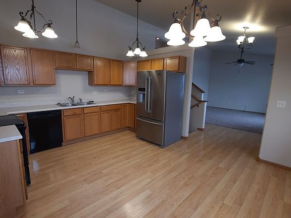 5th image of 4901 Coal Bank Dr