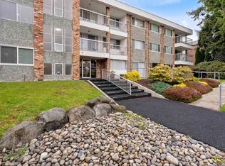 1331 Fir St, White Rock, BC V4B 4B3