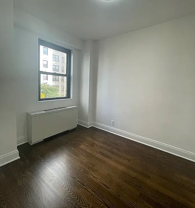 2nd image of 400 E 89th St APT 11M