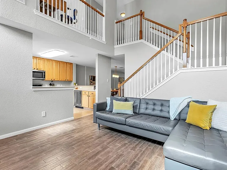 10518 Day Trail Ln — Photo 11