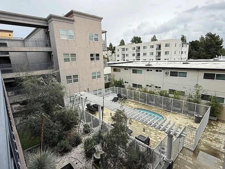 The Watermarque Apartments — Photo 46
