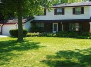 5333 W Fairy Chasm Rd, Brown Deer, WI 53223