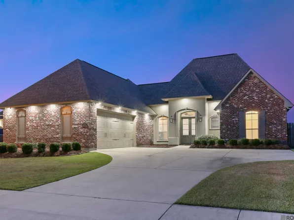 13323 Brookcrest Dr, Walker, LA 70785