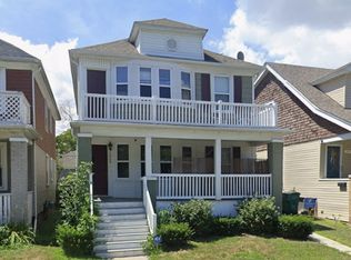 1069 Wayburn St #2, Grosse Pointe, MI 48230