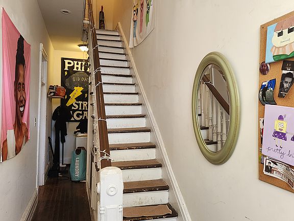5th image of 1212 W Cary St