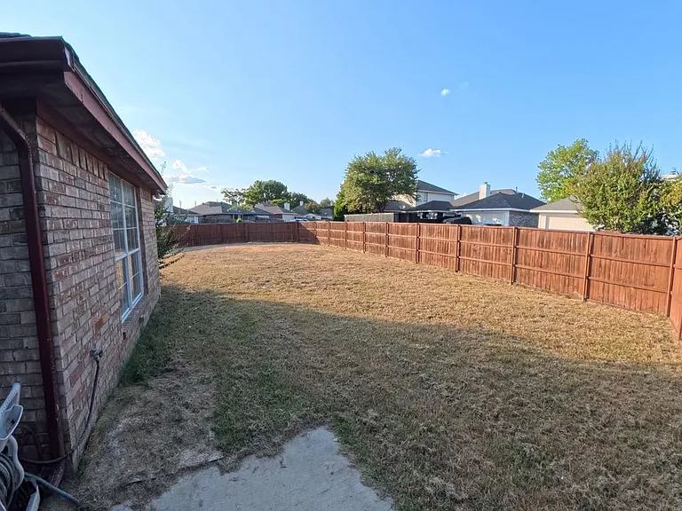 1454 Cromwell Ct — Photo 19