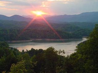 28 Fontana Rd, Bryson City, NC 28713