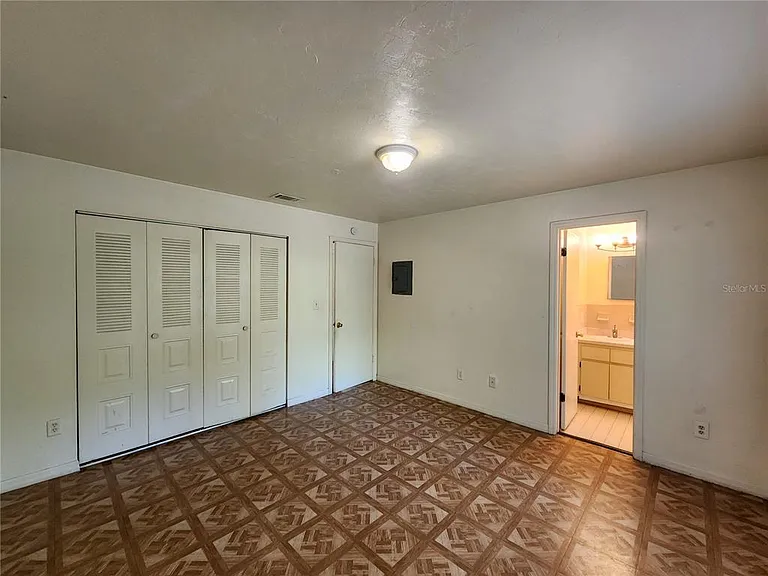 4021 SW 37th St #C — Photo 25