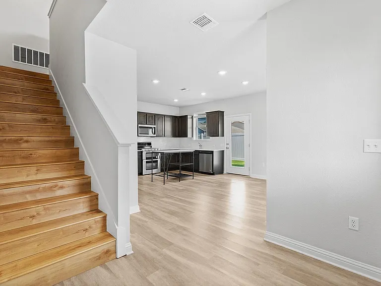 7814 Wilfred Dr — Photo 11