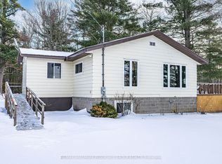 332 Baxter Loop Rd, Georgian Bay, ON L0K 1S0