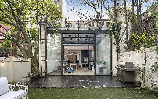 Rented by Douglas Elliman | media 4