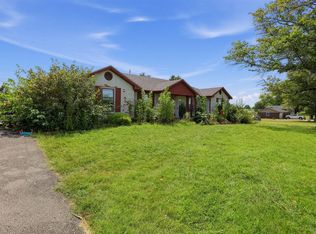283 Mile Ln, Campbellsville, KY 42718