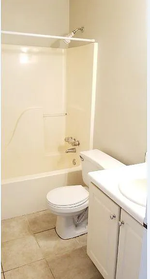 719 Fernstone Trl — Photo 17