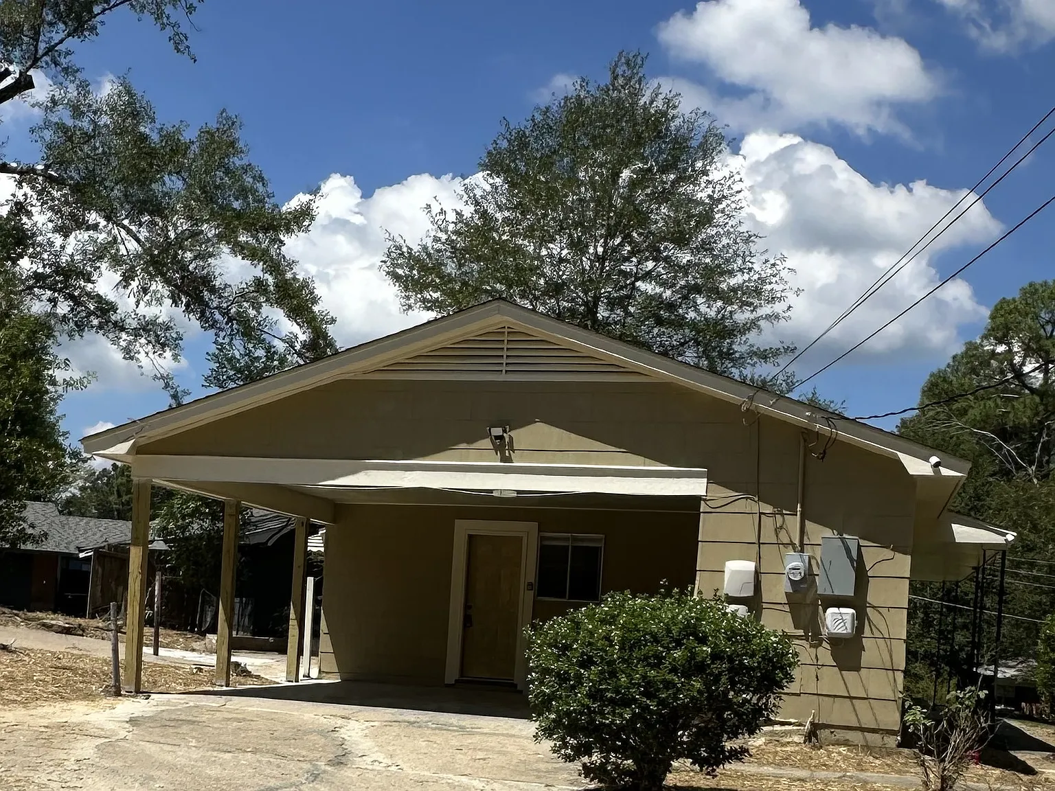 3 bed, 1.5 bath, 1330 sqft, $1,350 — Photo 3