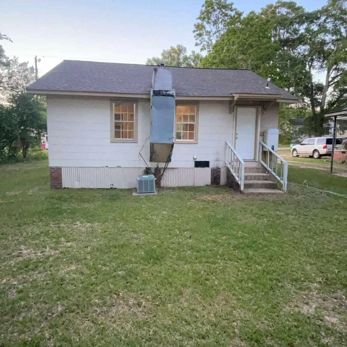 2 bed, 712 sqft, $995 — Photo 2