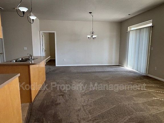 5th image of 7136 S Brittany Town Dr