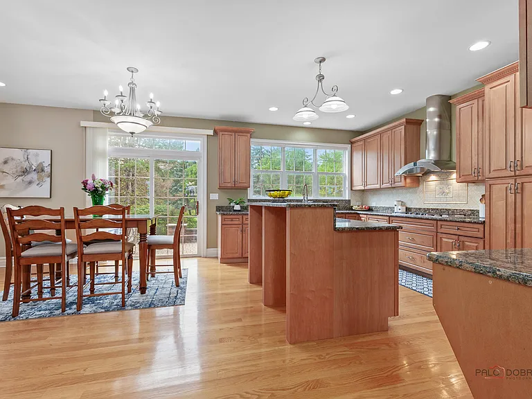 312 Camargo Ct — Photo 17