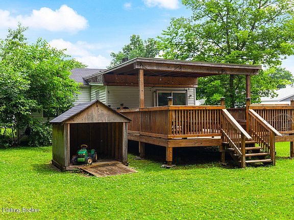 3rd image of 703 Cheri Way