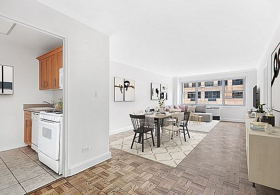 3rd image of 353 E 83rd St APT 3K