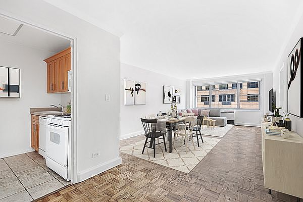 1st image of 353 E 83rd St APT 10L
