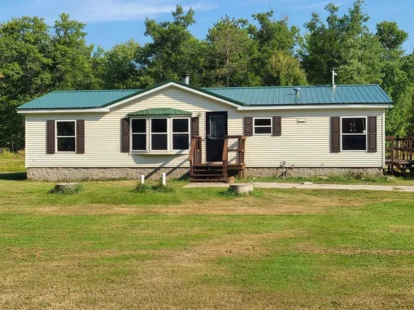 2440 Teto Ln, Oconto, WI 54153