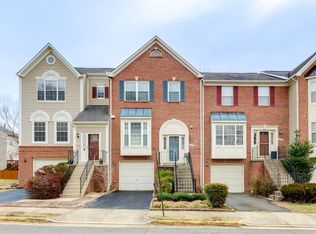 5611 Glenwood Mews Dr, Alexandria, VA 22315