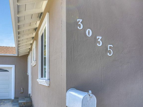 2nd image of 3035 Fleetwood Dr