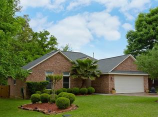 13406 Raintree Dr, Montgomery, TX 77356