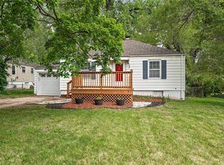 5712 W 55th St, Mission, KS 66202