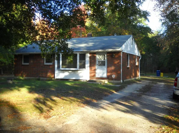 191 New Lisbon Rd, Pemberton, NJ 08068