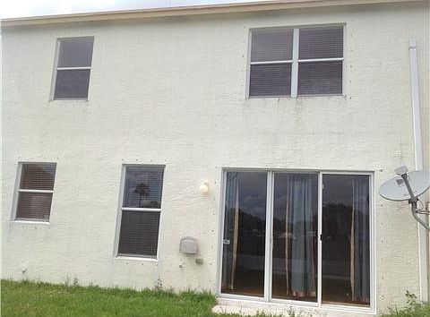 4th image of 5708 Azalea Cir