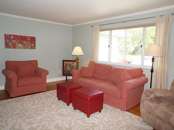 4th image of 1281 Ducrest Dr S