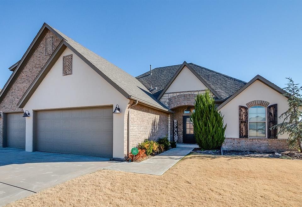 1st image of 41 Hickory Cir