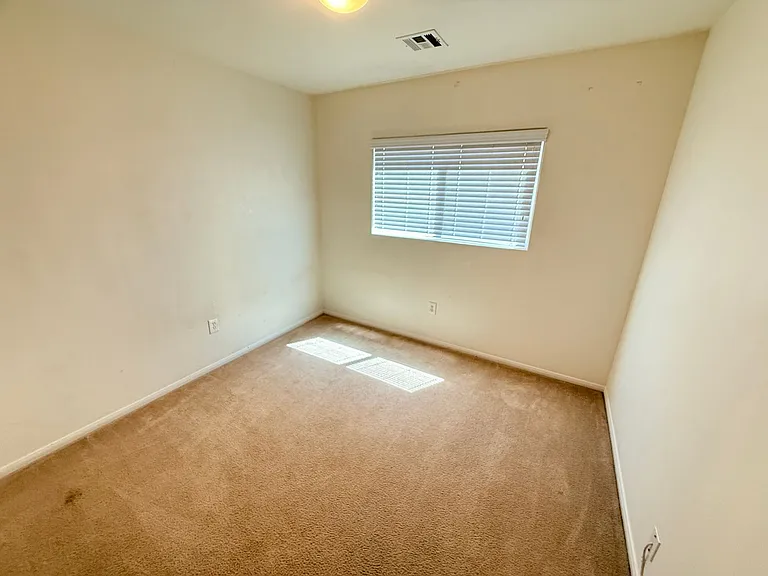 2416 Cockatoo Dr — Photo 15