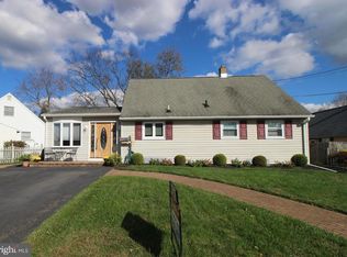 8 Billington Rd, Hamilton, NJ 08690