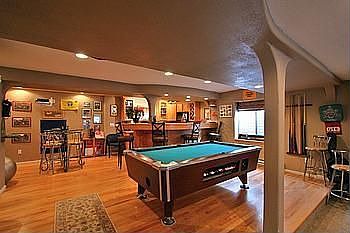 Custom Walk Out Bsmt