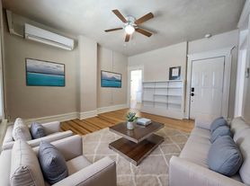 1000 Carteret Ave