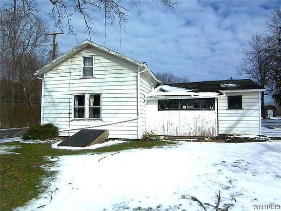 2nd image of 8451 Indian Falls Rd