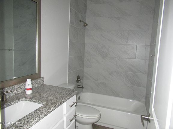 4th image of 13712 Harbottle St